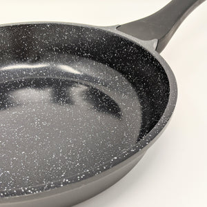 Vitantonio Ceramic Non-Stick Frying Pan | Made in Italy (24 cm)