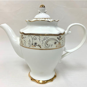 Hampstead Collection Gold Trim Tea Pot