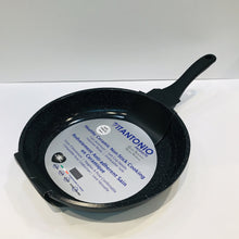 Load image into Gallery viewer, Vitantonio Ceramic Non-Stick Frying Pan | Made in Italy (24 cm)
