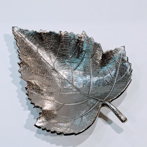 Elegance Silver Maple Leaf Dish Medium