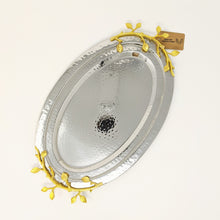 Charger l&#39;image dans la galerie, Gilded Leaf Oval Tray | 15&quot; Long
