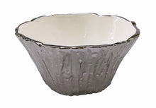 Charger l&#39;image dans la galerie, Silver Tree Bark Bowl | Three Sizes
